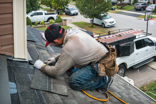 Professional Roofing technician working in Potterville, MI